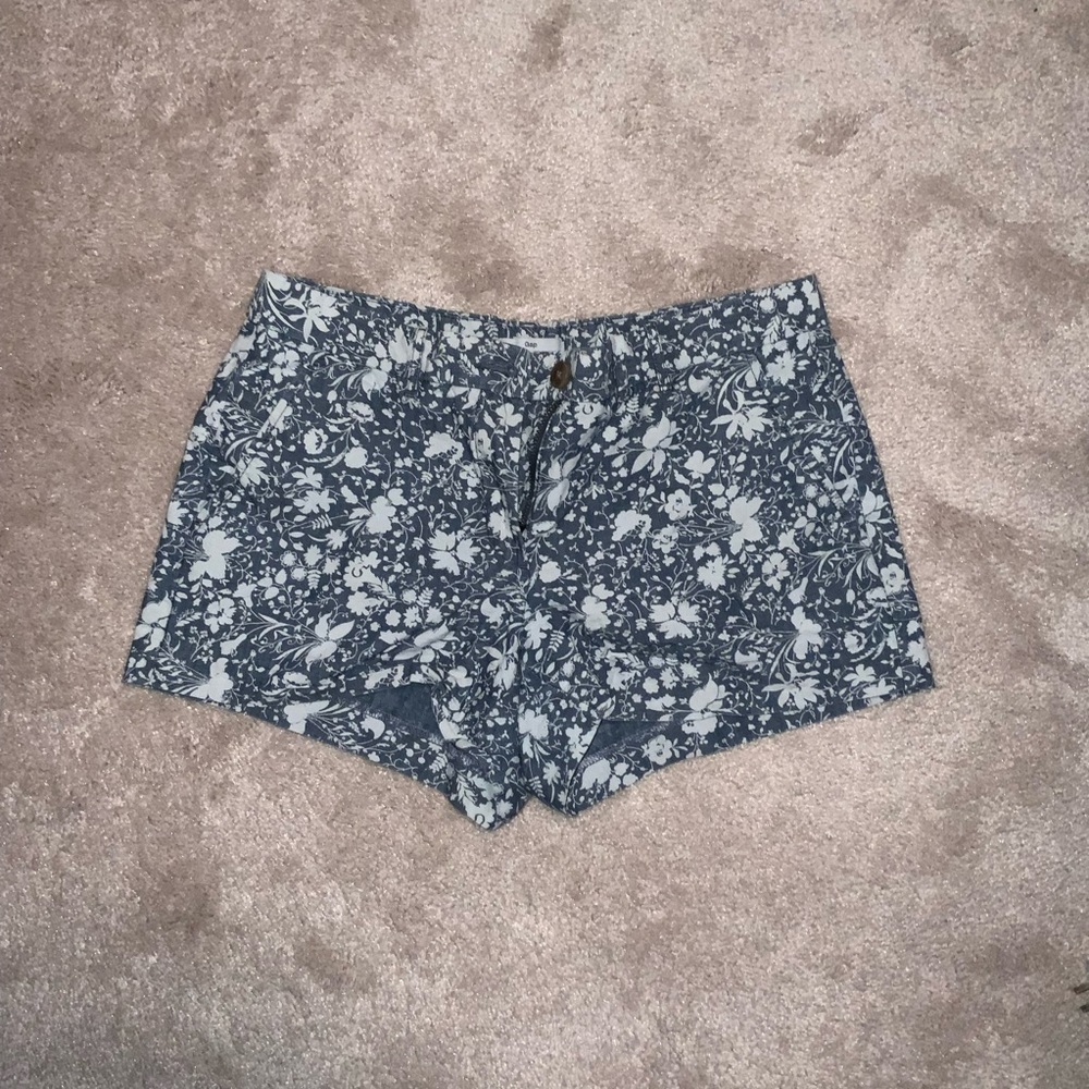 Gap Shorts